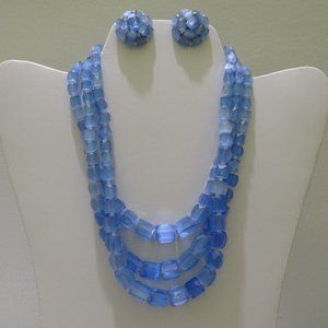 PERIWINKLES BLUE FROSTED ICY CUBES NECKLACE & CLIP EARS